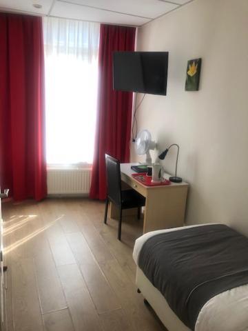 Single Room,1020969196:JPEG