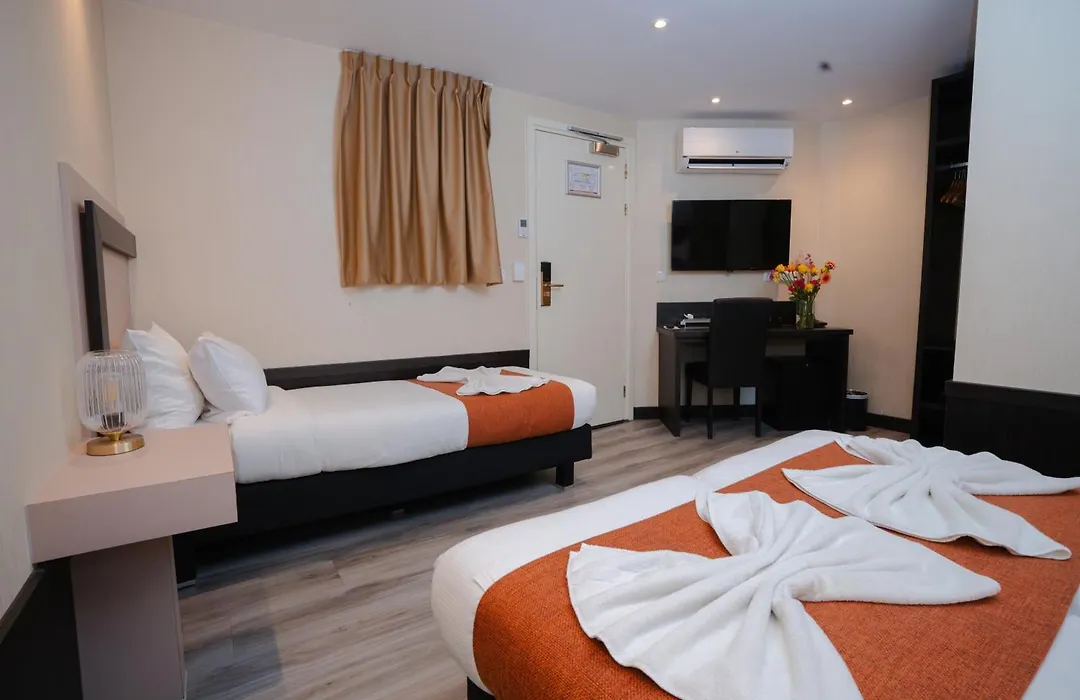 Hotel Oscar-1