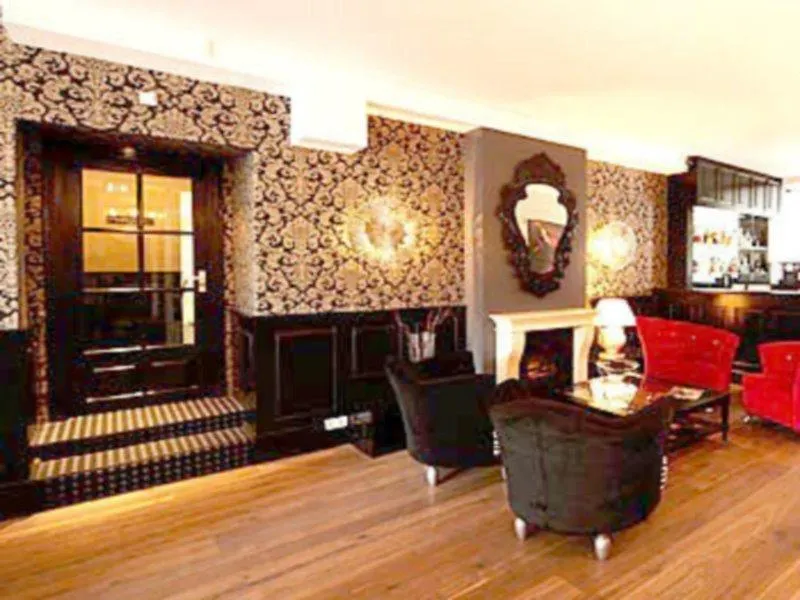Hotel 74-1
