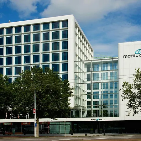 Motel One Amsterdam-3