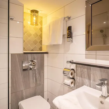 Hotel Oscar-2