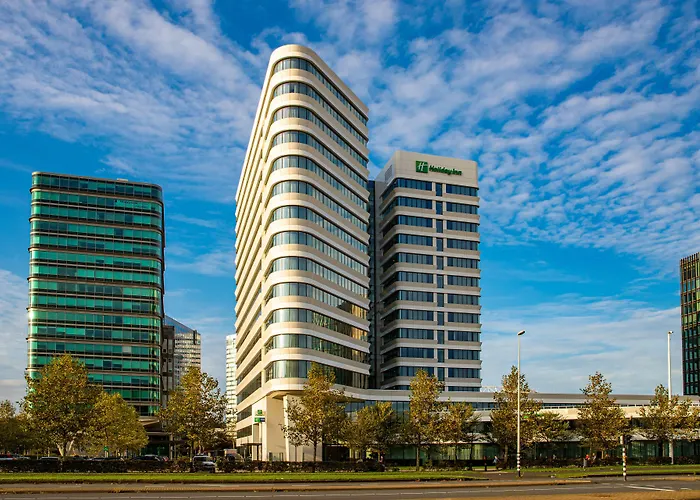 Holiday Inn - Arena Towers By Ihg